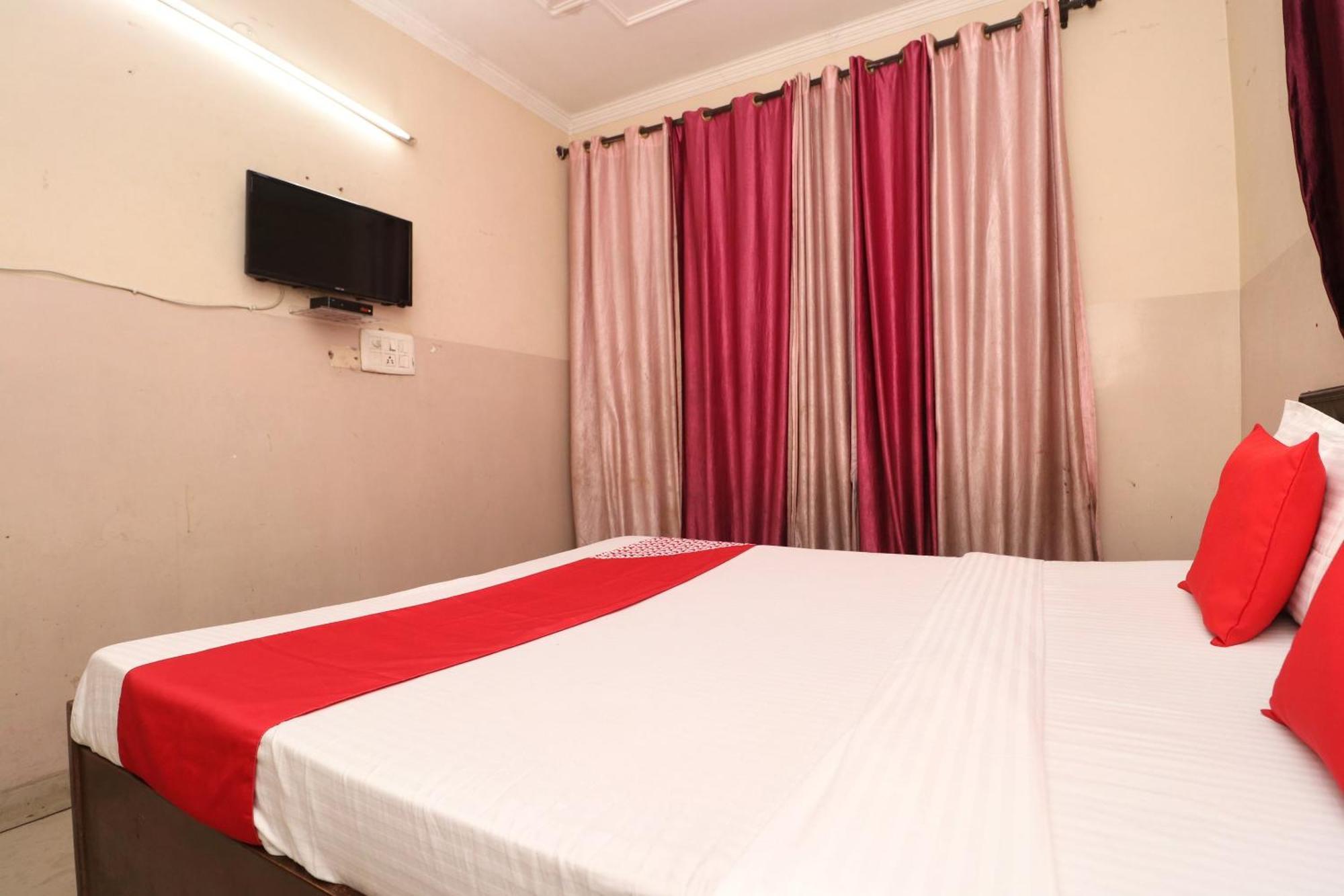 Hotel O Ashoka Residency Chandīgarh Екстериор снимка